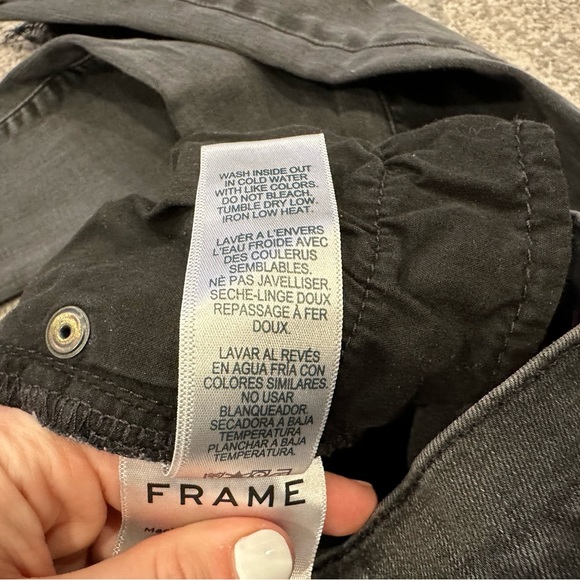 Frame Le Skinny de Jeanne Oxshott 25 - Picture 4 of 7